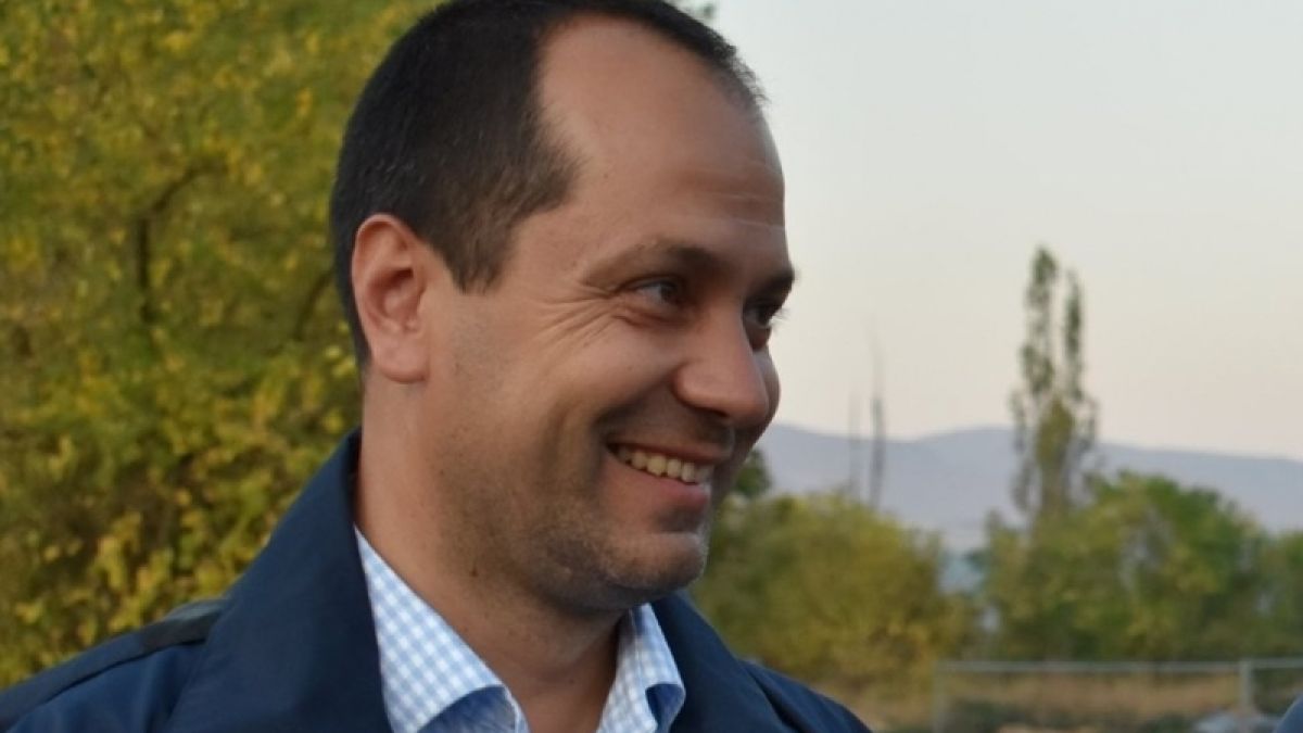 Триумф във Враца: Калин Каменов печели изборите с близо 80%