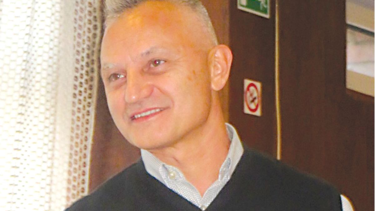 Захари Карабашлиев: Пиша бавно, за да ме четат бързо