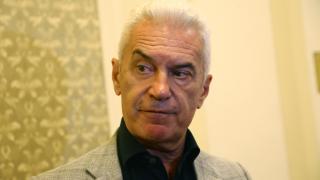 Жесток екшън! Сидеров раздава юмруци на пъпа на София ВИДЕО  