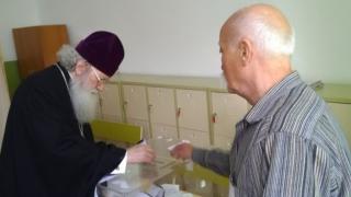 Патриарх Неофит упражни правото си на вот