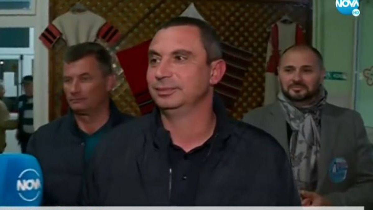 Бесен скандал в Галиче: Ценко Чоков фучи заради фиаското, с жена му избягаха от...