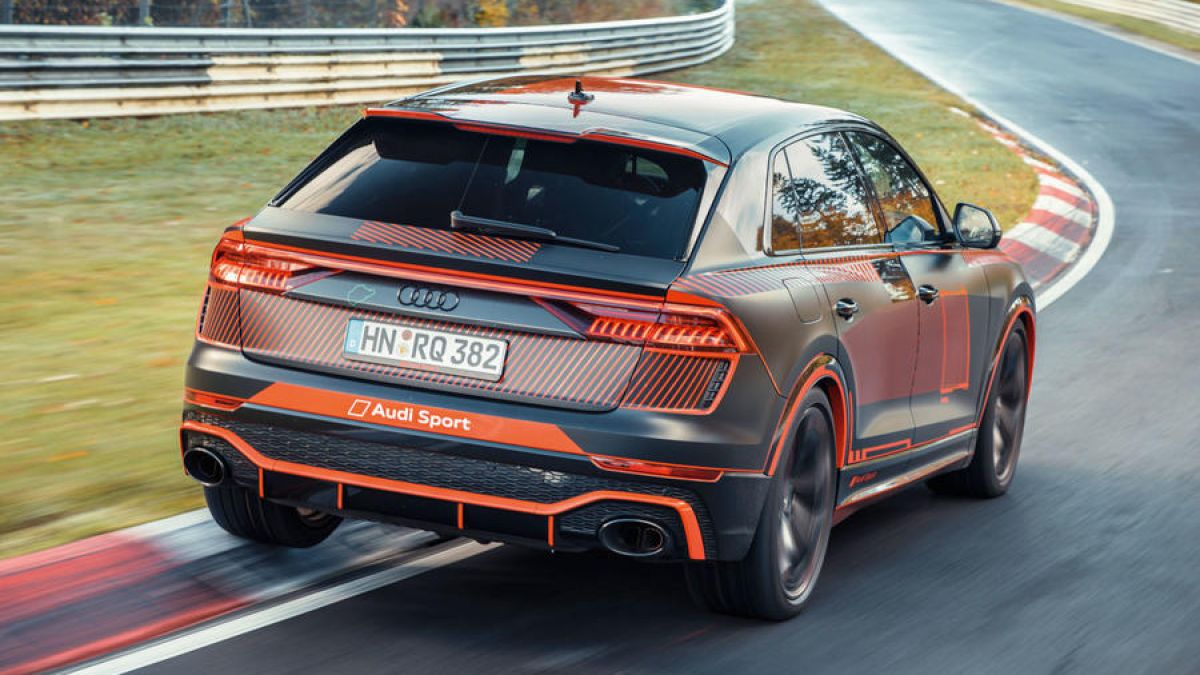 Ето как Audi RS Q8 счупи рекорд на Нюрбургринг ВИДЕО