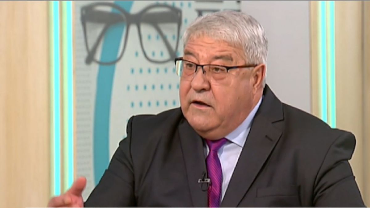 Гърневски: Не е нормално десни хора да подкрепят БСП и "червеното" острие Манолова