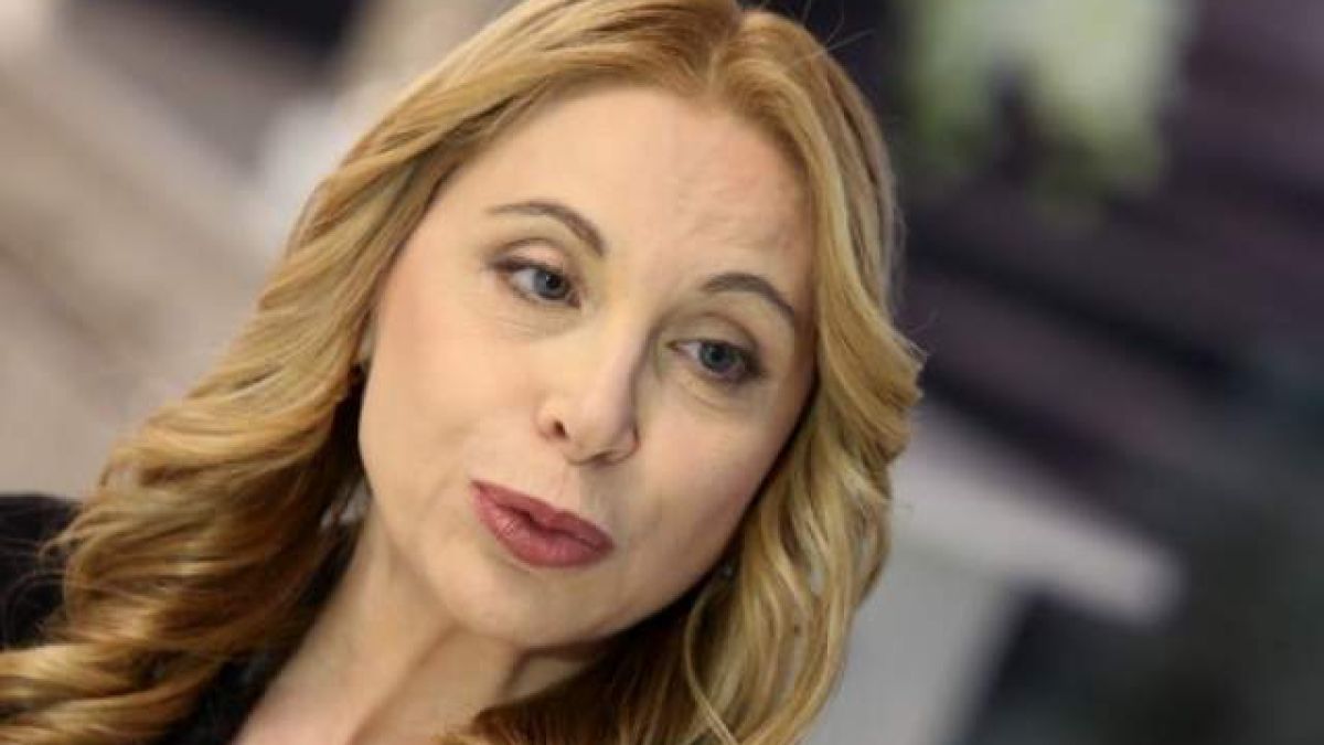 Гадателката на Берлускони разкри какво ще се случи с ГЕРБ и БСП