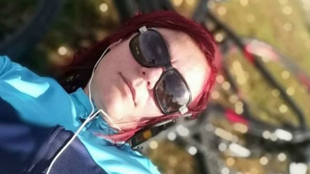 Известна певица се изпотроши и ще съди Община Перник, защото... СНИМКА 18+