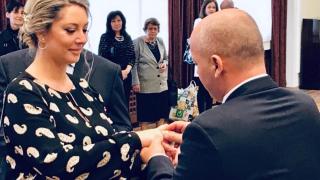 Един от най-видните ергени на БСП мина под венчилото СНИМКИ