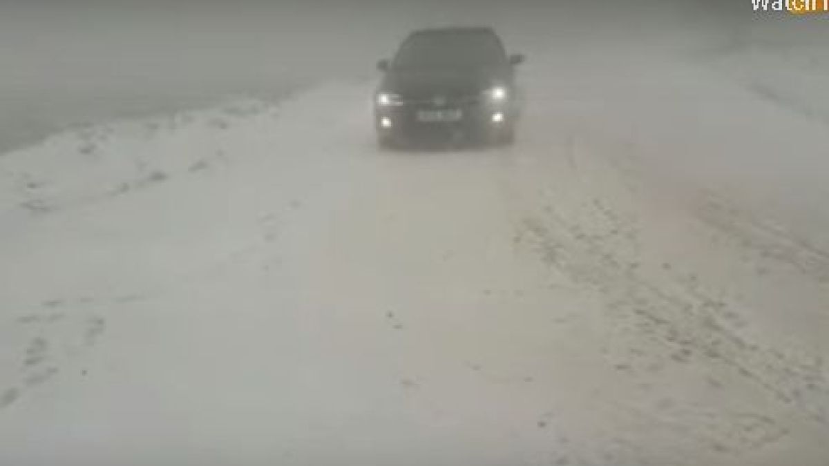 Невиждан сняг и студ сковаха Северна Африка ВИДЕО 