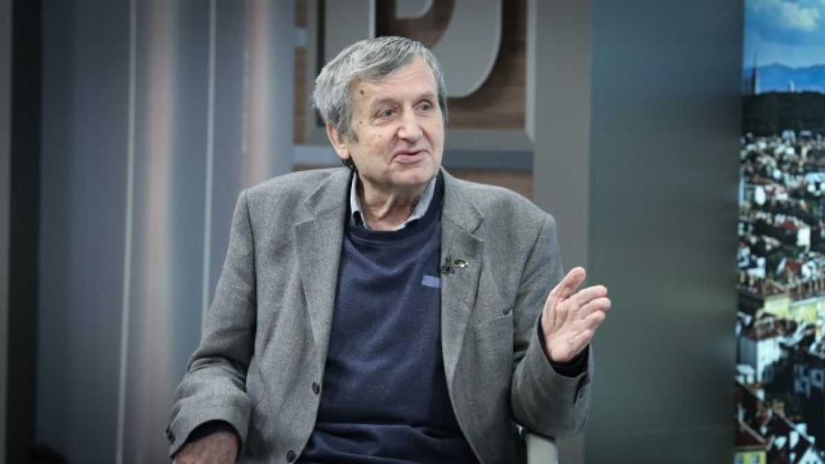 Акад. Георги Марков: Чърчил е основният подбудител на бомбардировките над София