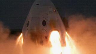 Космическото такси на Илон Мъск е почти готово