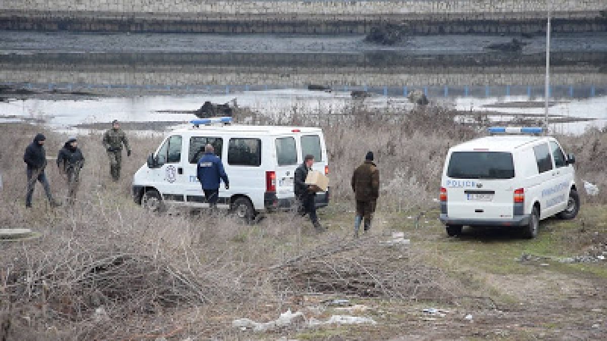 Инфарктни дни за майката, изхвърлила бебето си във Водното огледало  
