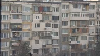 Софиянка изгоря с 50 бона заради измамница, обещала ѝ общинско жилище