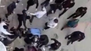 Десетки кавказци се бият зверски заради устата студентка по медицина