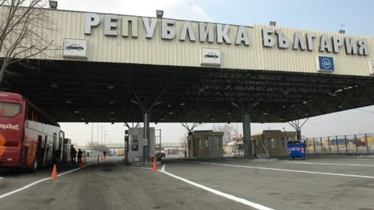 Митничари на ГКПП "Капитан Андреево" спряха турчин за проверка и не повярваха на очите си СНИМКА