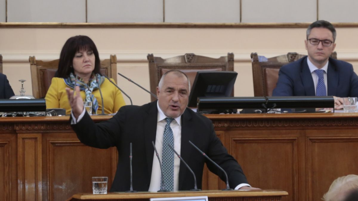 Премиерът тушира Нинова и посочи най-голямата й лъжа към българите
