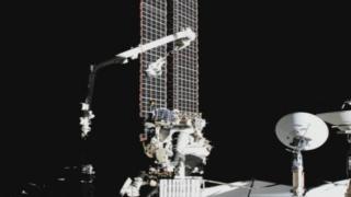 Астронавти направиха космическа разходка извън МКС