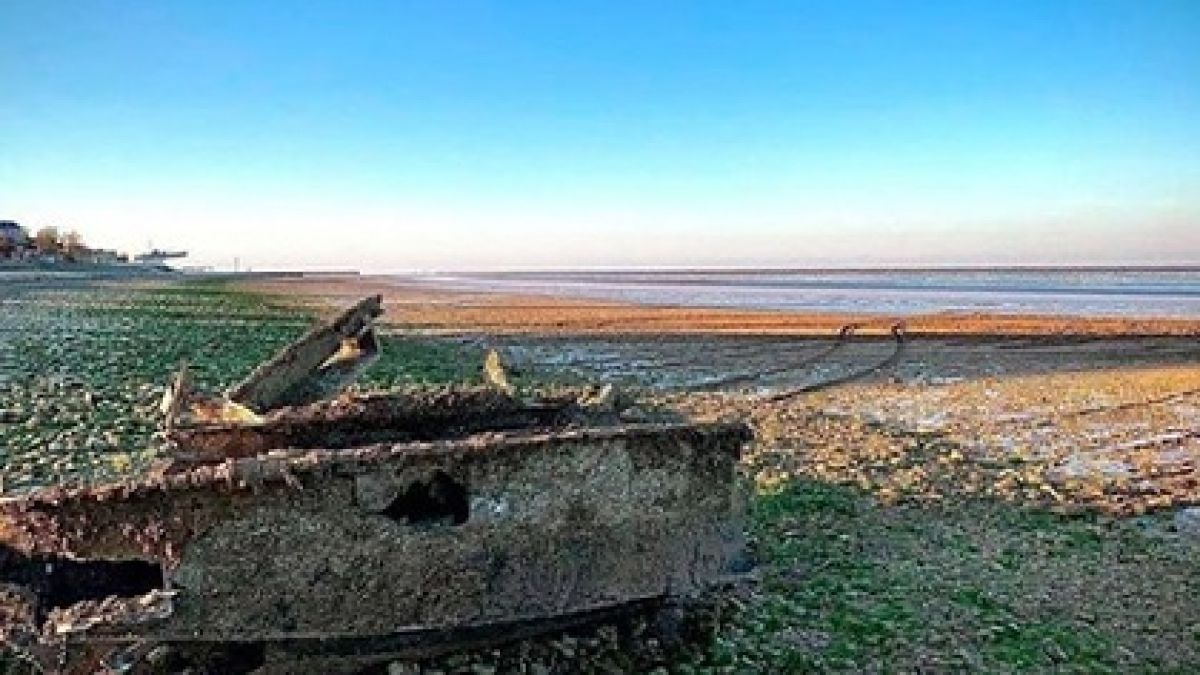Азовско море пресъхна, видя му се дъното ВИДЕО