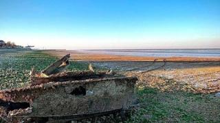 Азовско море пресъхна, видя му се дъното ВИДЕО