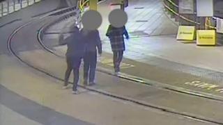 Шок: Терорист с вик "Алах е Велик" коли двойка в Манчестър ВИДЕО