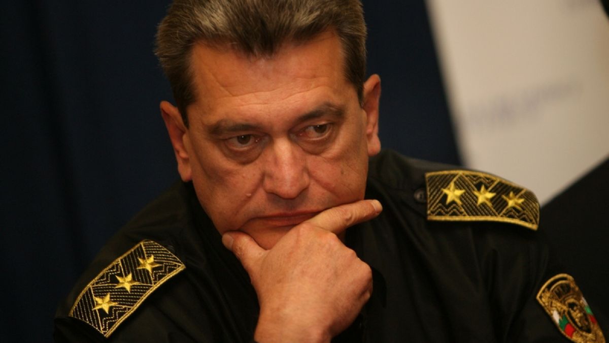 Старши комисар Николай Николов с драматични подробности първо пред БЛИЦ за пожара със загинали в "Пирогов"