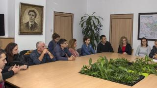 Взрив в блок в Стара Загора! Тече масова евакуация СНИМКИ