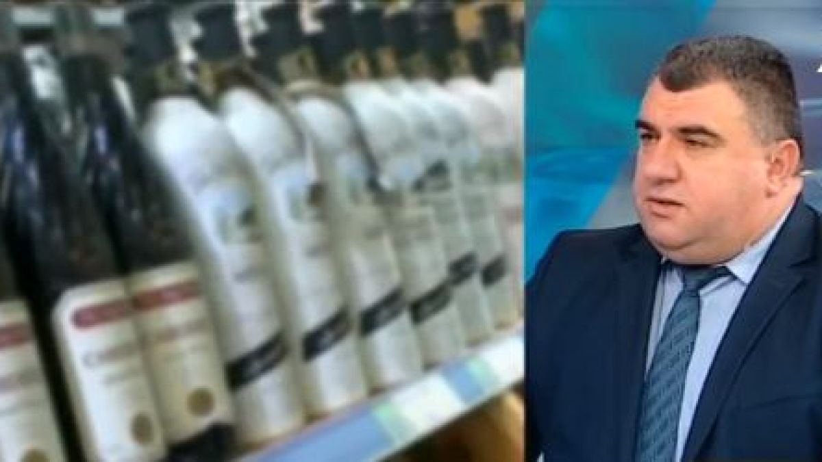 Ужас, крият домашен алкохол в кочини! А бутилката измита, лъскава... ВИДЕО