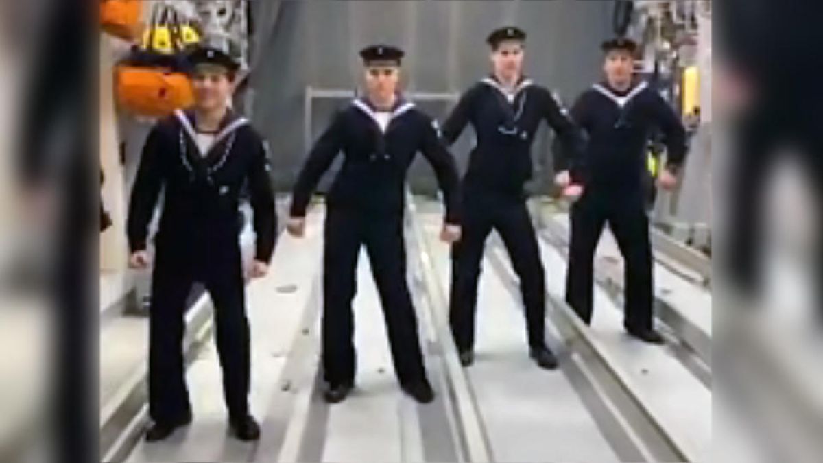 Финландски матроси взривиха мрежата с танца си ВИДЕО 