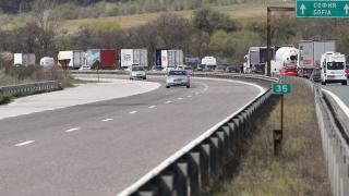 От АПИ с важно съобщение, затварят входа на София за...