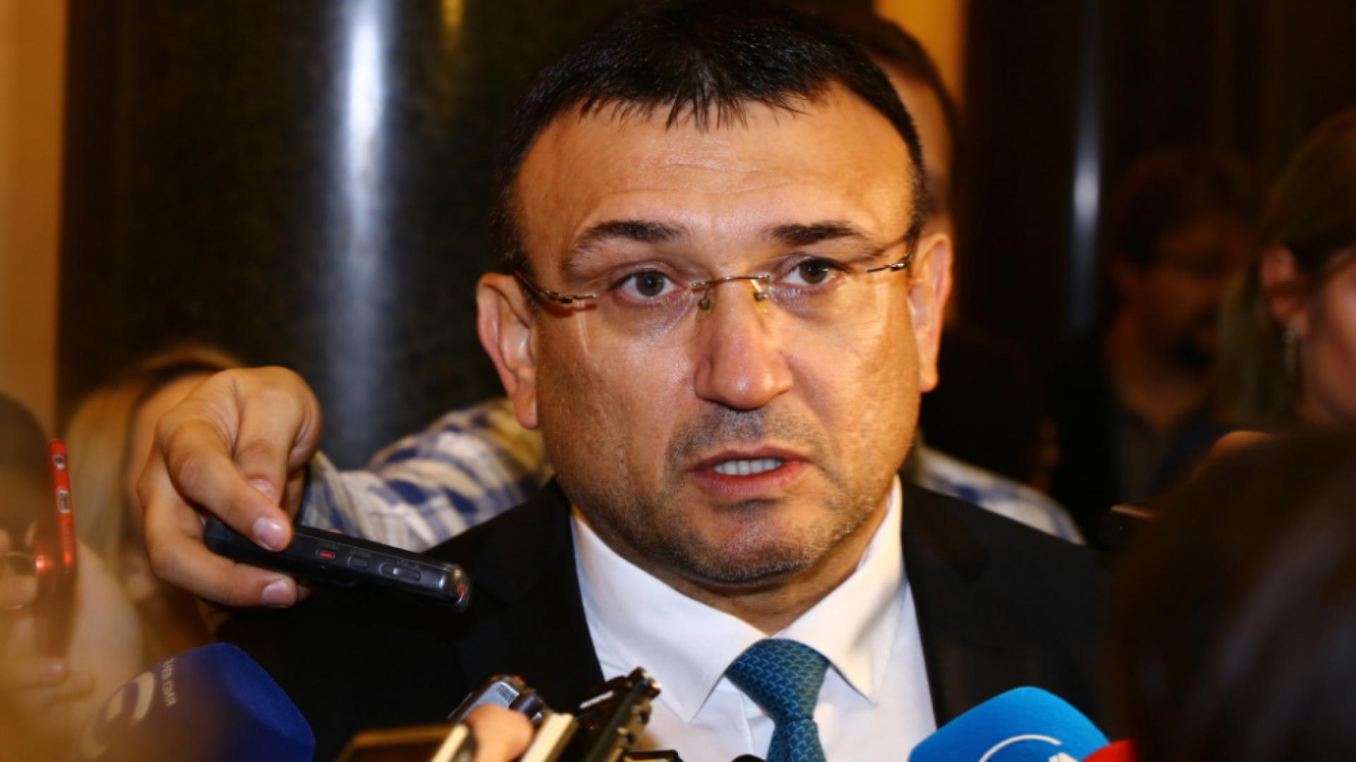 Младен Маринов с извънреден призив за Бойко Рашков!