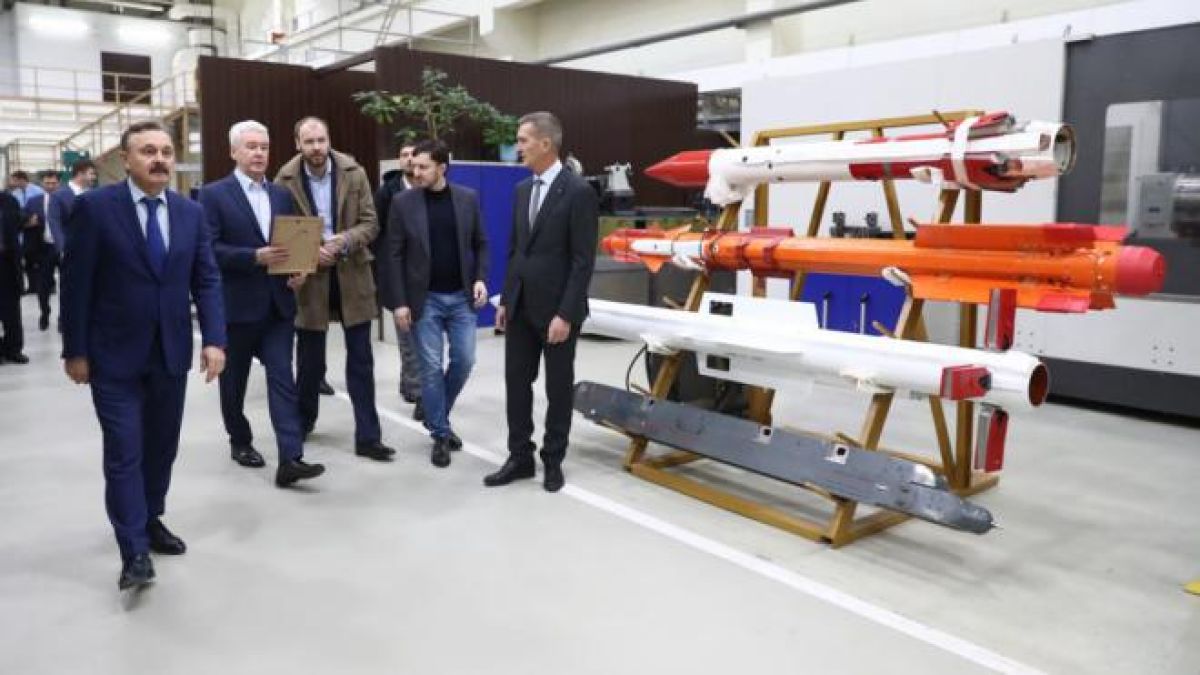Тайнствената руска ракета “въздух-въздух” заинтересува САЩ