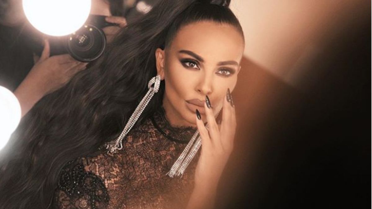 Николета купоняса за ЧРД полугола, но с тоалет за 50 бона СНИМКИ 18+