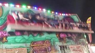 Страховитата сцена: Деца хвърчат от пиратска гондола ВИДЕО 