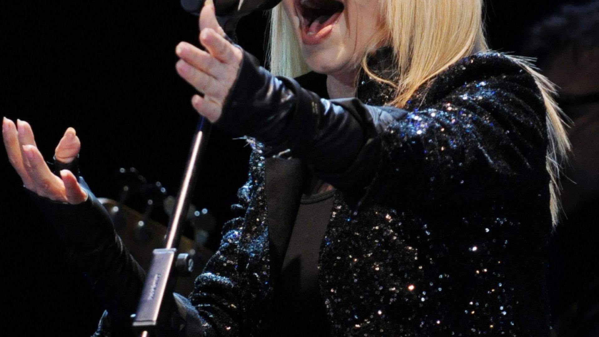 Лили Иванова с нов фурор, прави нещо невероятно преди празниците