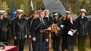 Нов "звяр" в гаража на Военноморските сили на България СНИМКИ