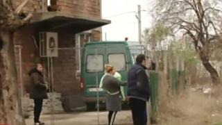 Напрежение: Полиция и багери нахлуха в пловдивската „Арман махала” 