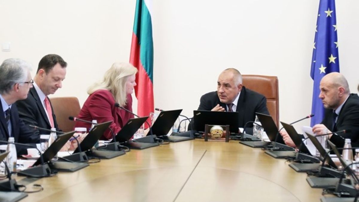 Визита: Енергийни експерти от САЩ оглеждат ключови обекти у нас и споделиха на Борисов, че... ВИДЕО