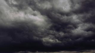 Прогноза: Тъмни облаци захлупиха България в сряда, а в петък и събота...