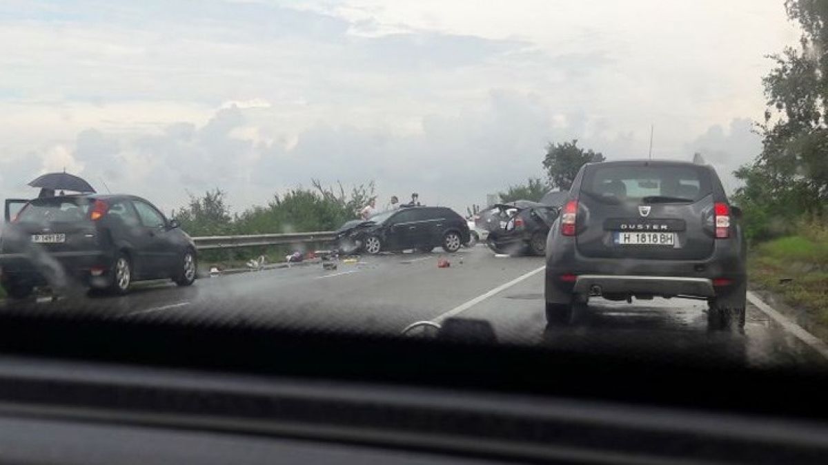 Първо ВИДЕО от адската катастрофа с четирима ранени в отсечката на смъртта Русе-Бяла