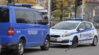 Апаши задигнаха близо 20 бона от голяма хасковска фирма под носа на охранител 