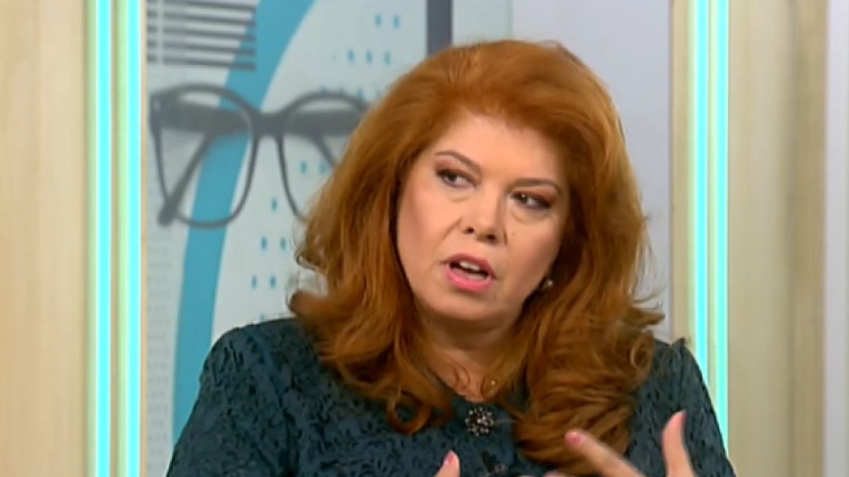 Йотова за войната премиер-президент: Води се кампания срещу евентуален втори мандат на Радев