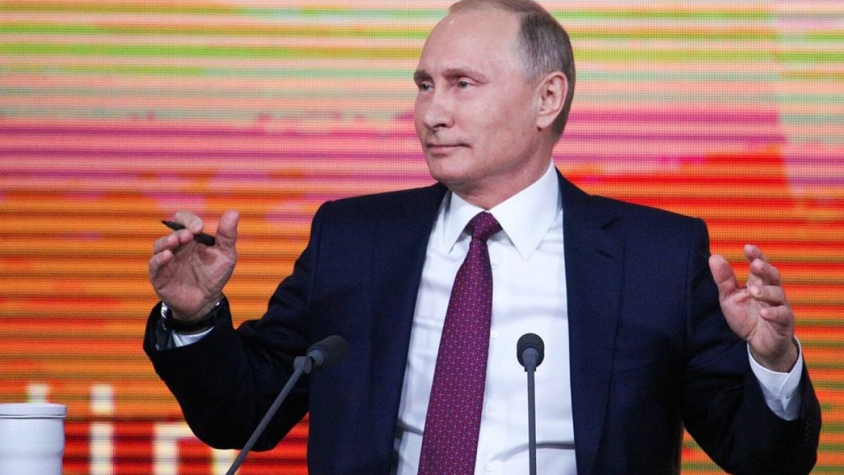 Путин драсна върху чисто нов камион и го прати в историята ВИДЕО