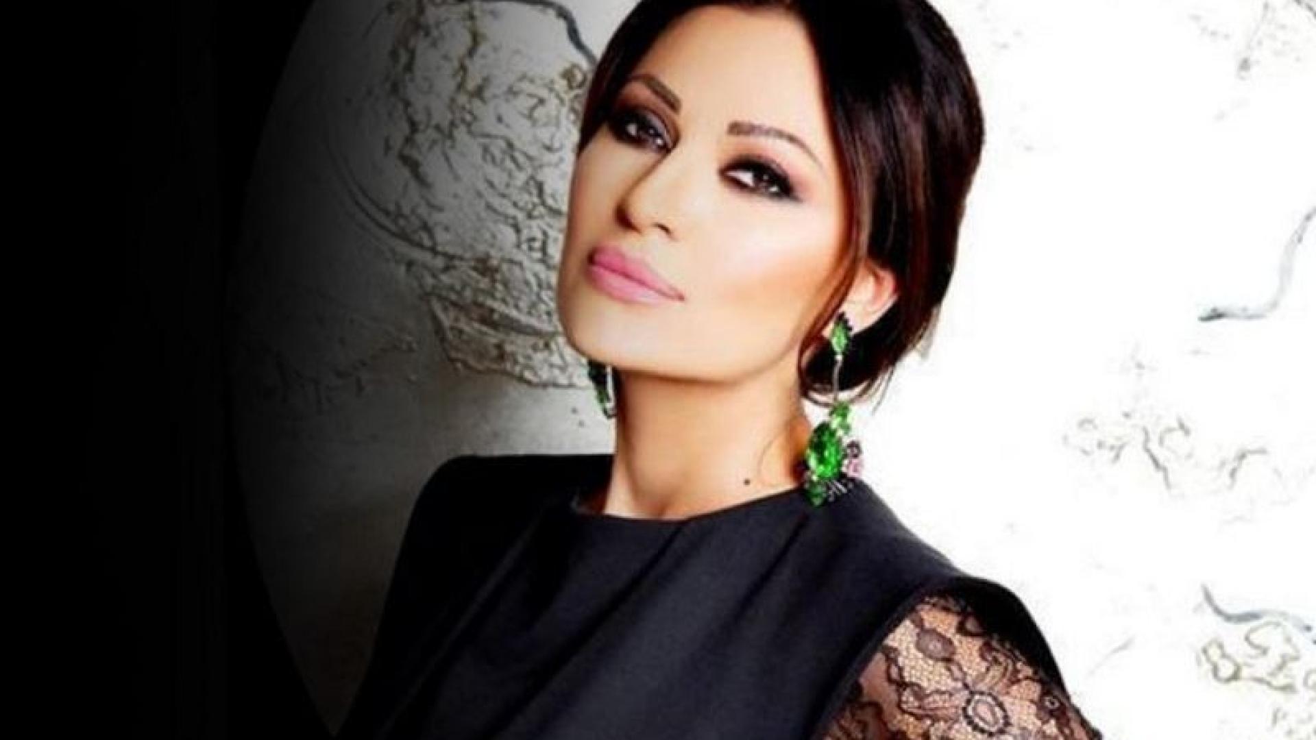 Цеца получи пръстен, ето от кого!