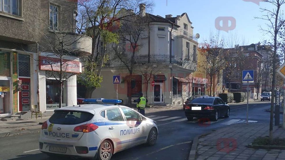 Дядо пострада при нелепа катастрофа в Бургас СНИМКИ 