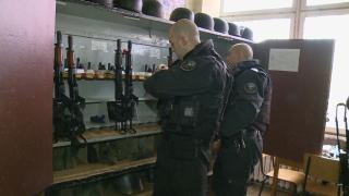 Антитерористични патрули ще пазят родни летища, метространции, гари и молове СНИМКИ