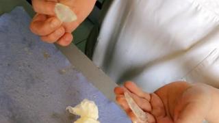 Варненска майка изпадна в шок, когато видя какво вадят от казана с храна в детската кухня СНИМКА 