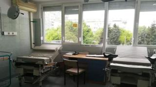 Не е за вярване какво се случи в родилното във Варна 