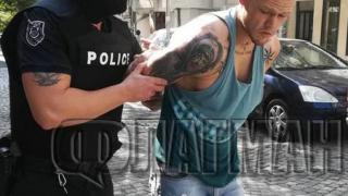 Ексклузивни новини за мелето в хитовата дискотека „Сакса “, Карчо и Попчето...