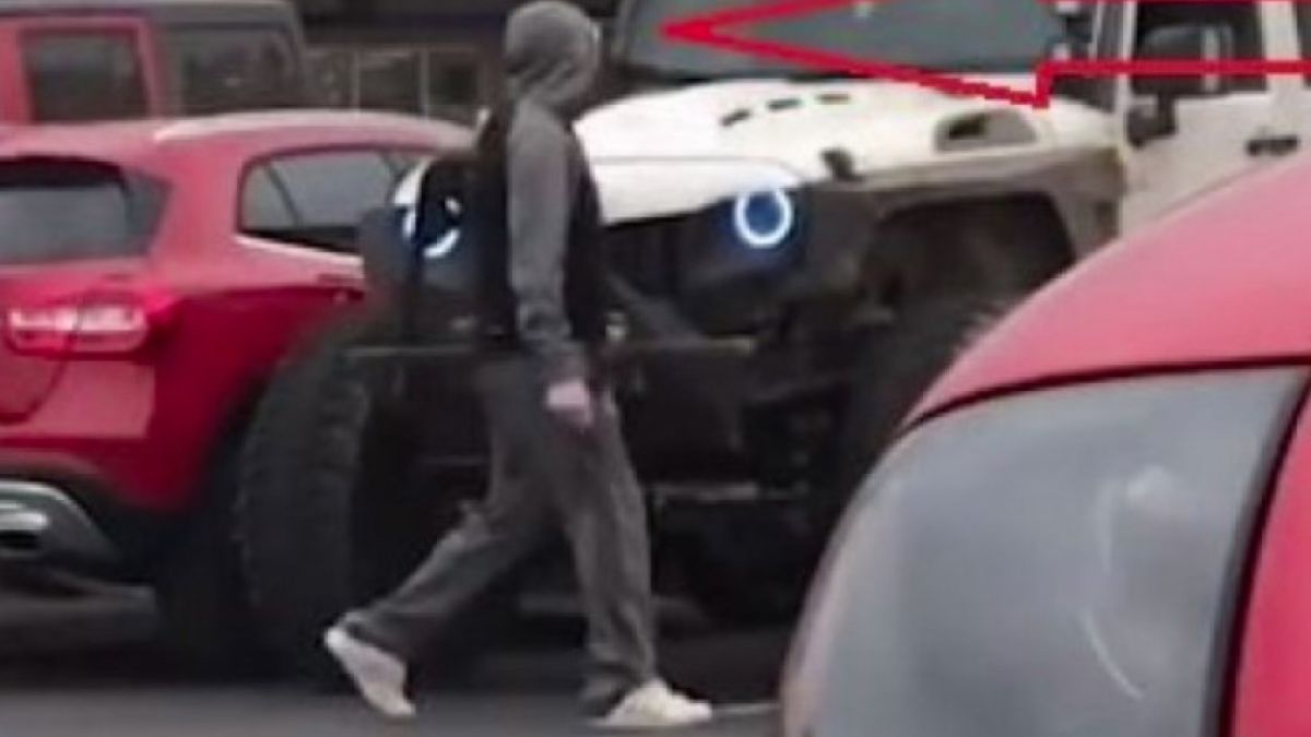Ето какъв урок дадоха на нагъл шофьор ВИДЕО