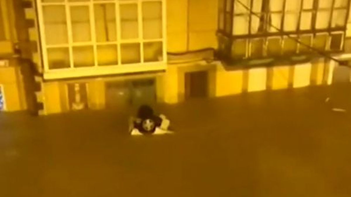 Страшна стихия сее смърт в Испания и Португалия ВИДЕО