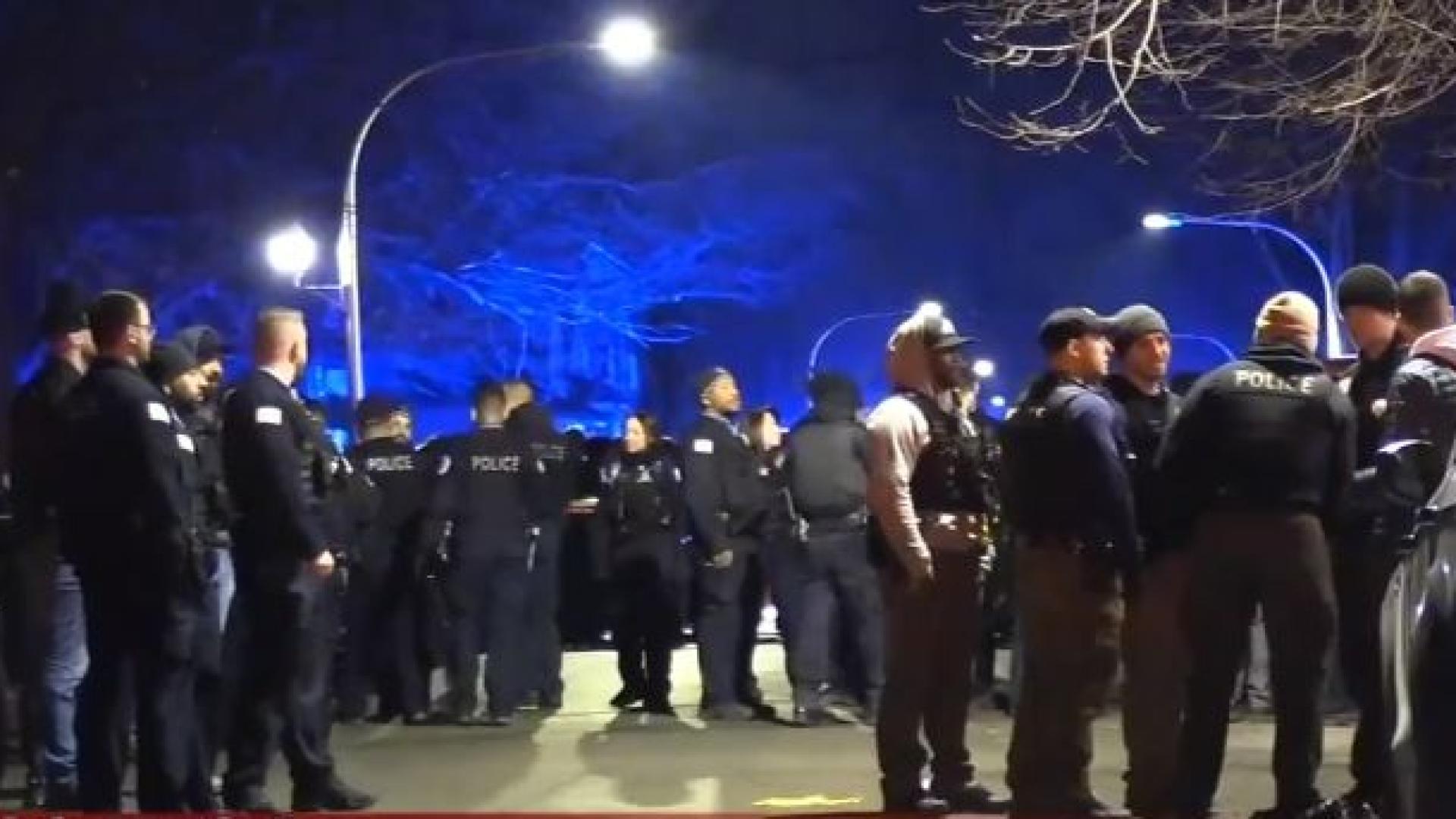 Помен за разстрелян гангстер в Чикаго се превърна в кървава баня ВИДЕО