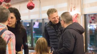Адашите Ники Кънчев и Ники Дойнов с невероятна постъпка за бездомните животни СНИМКИ